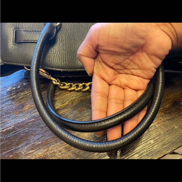 Michael Kors Authentic Black Leather Tote (Good condition) (large) - Picture 10 of 15